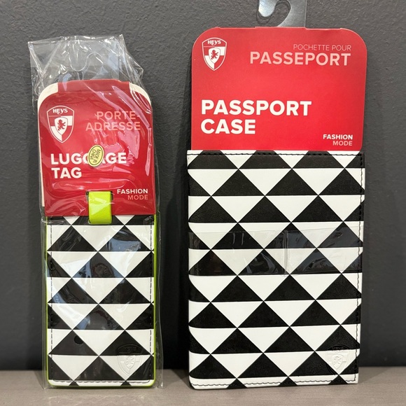 Heys - Triangles Passport holder and Luggage Tag! - Picture 1 of 1